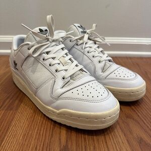 Adidas Forum 84 Low ADV No Stripes